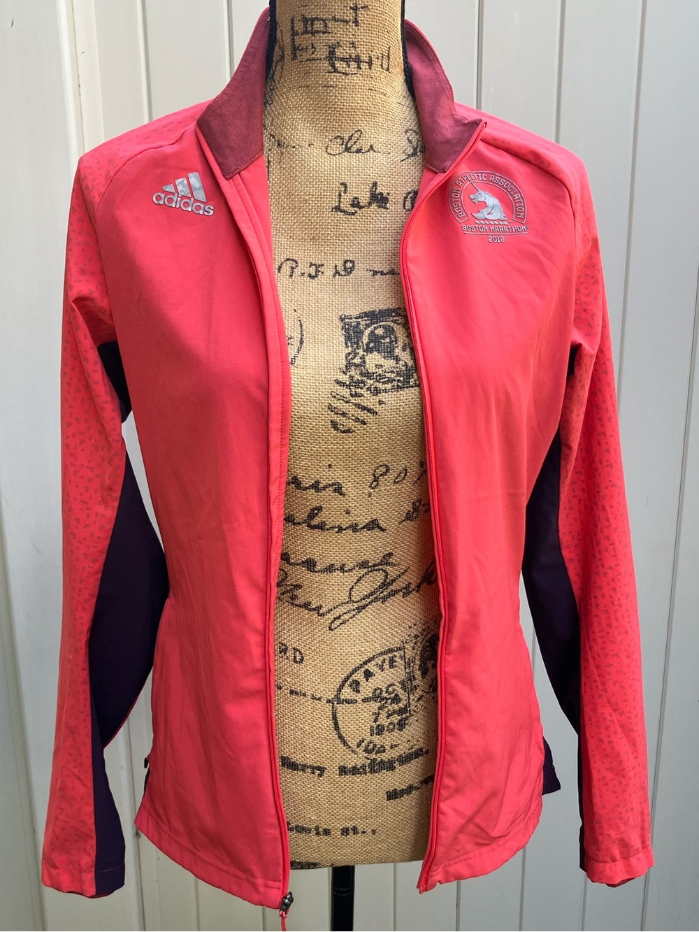 Warm up Track jacket women's Adidas running Boston Marathon 2018 red xs - Picture 8 of 13